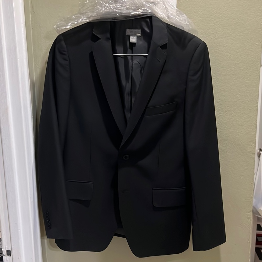 HM Men’s Black Blazer Size 42 US